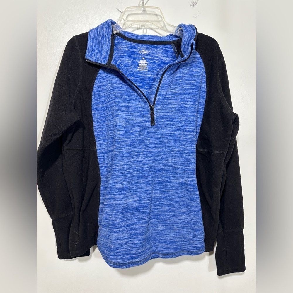 Woman’s 3/4 zip sweatshirt - Picture 2 of 4